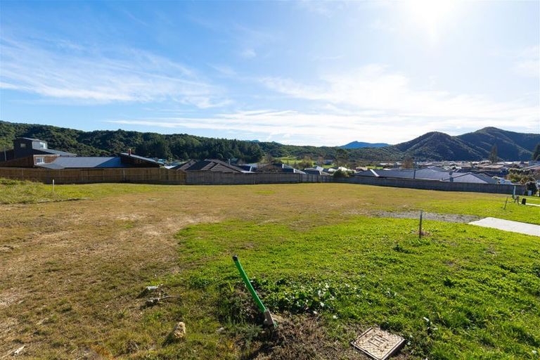 Photo of property in 24 Tui Drive, Picton, 7220