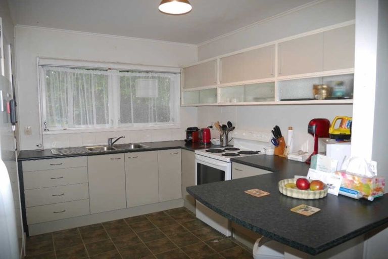 Photo of property in 48 Alexander Road, Raumati Beach, Paraparaumu, 5032