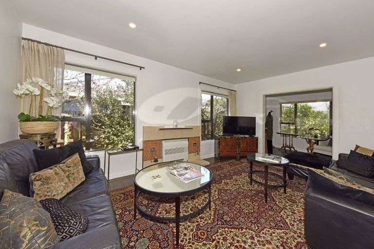 Photo of property in 1/183 Wairakei Road, Bryndwr, Christchurch, 8053