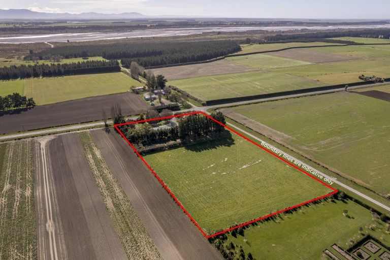 Photo of property in 2045 Old West Coast Road, Kirwee, Christchurch, 7671