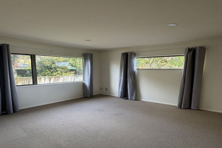 Photo of property in 12 Mangerton Lane, East Tamaki Heights, Auckland, 2016
