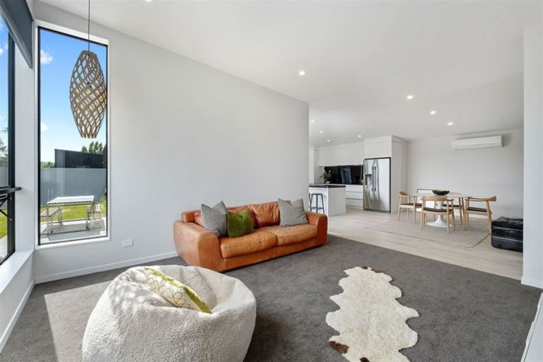 Photo of property in 7 Stackbrae Avenue, Wanaka, 9305