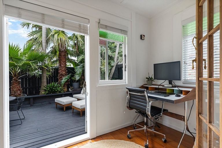 Photo of property in 69 Peary Road, Mount Eden, Auckland, 1024