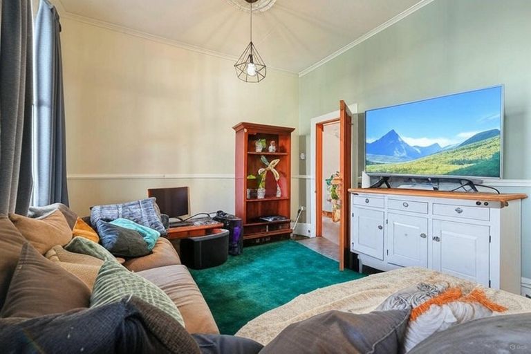 Photo of property in 53 Railway Road, Rangiora, 7400