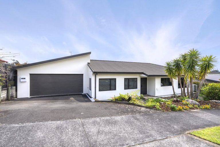 Photo of property in 205 Heta Road, Merrilands, New Plymouth, 4312