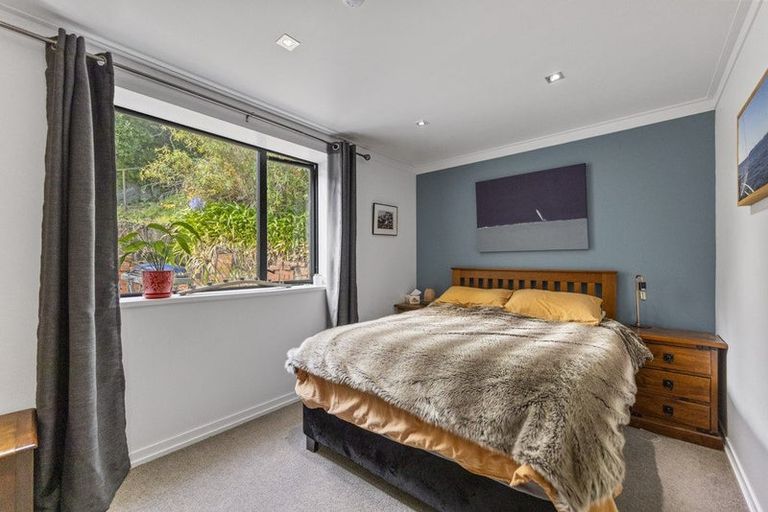 Photo of property in 37 Porterfield Street, Macandrew Bay, Dunedin, 9014