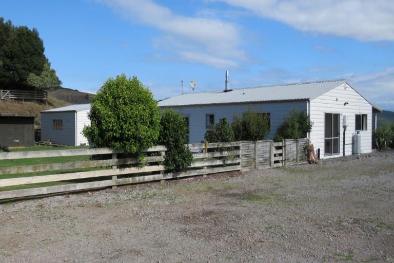 Photo of property in 12 Hepina Heights, Kinloch, Taupo, 3377