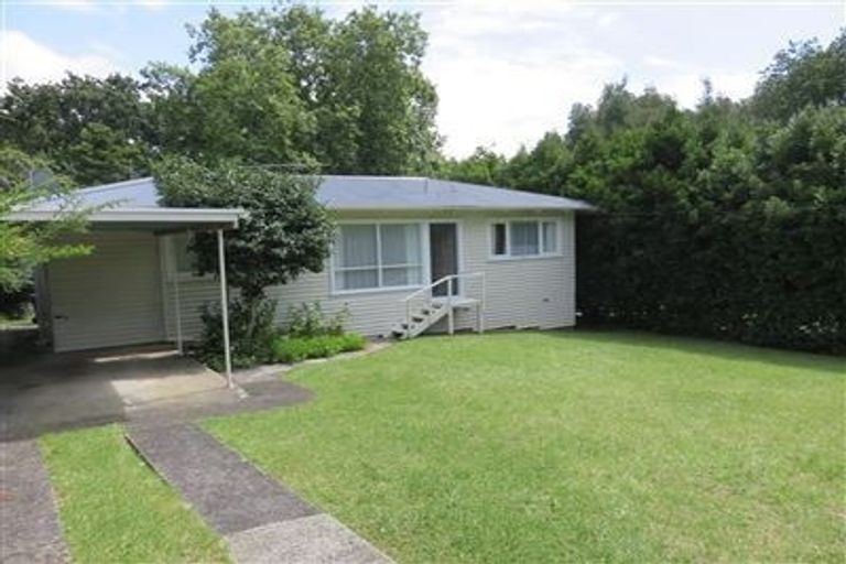 Photo of property in 37 Ocean View Road, Hillcrest, Auckland, 0627