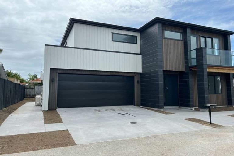 Photo of property in 1 Haneanea Way, Papamoa Beach, Papamoa, 3118