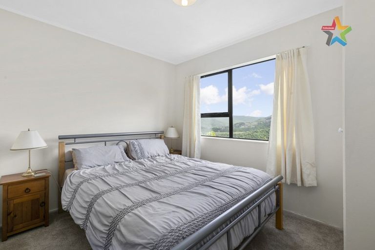 Photo of property in 6a Mossburn Grove, Kelson, Lower Hutt, 5010