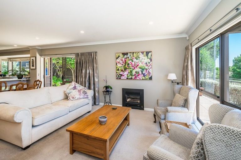 Photo of property in 5 Jade Lane, Paraparaumu, 5032