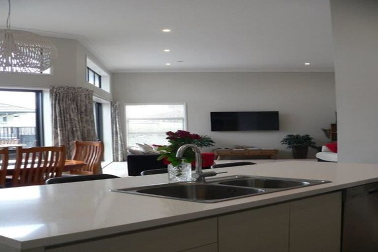 Photo of property in 38 Tulip Drive, Cambridge, 3434