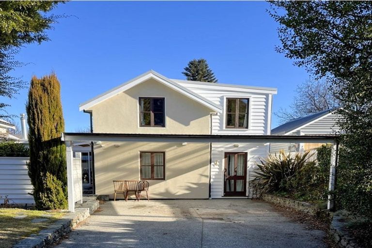 Photo of property in 14 Anglesea Street, Arrowtown, 9302