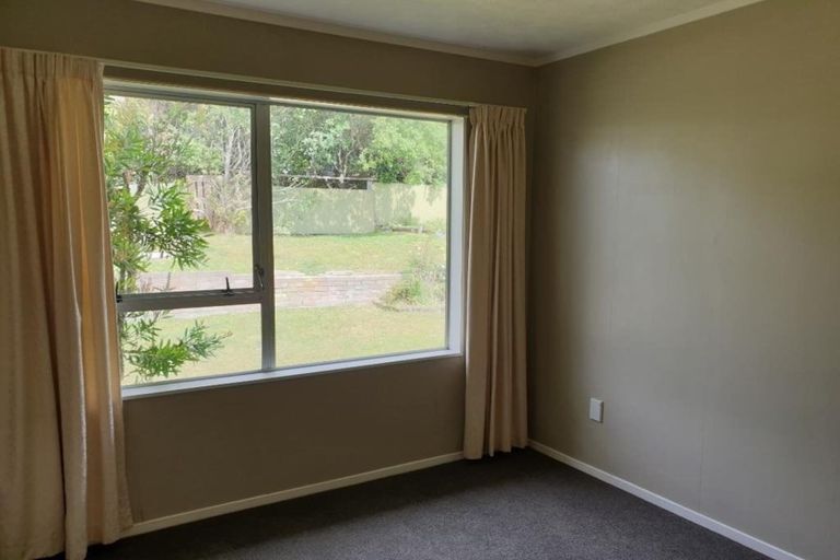 Photo of property in 16 Thimble Lane, Whitby, Porirua, 5024