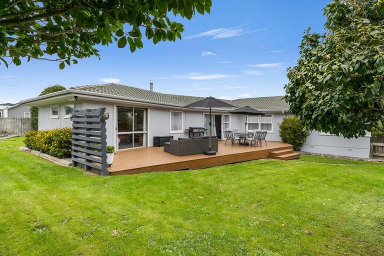 Photo of property in 10 Walnut Place, Owhata, Rotorua, 3010