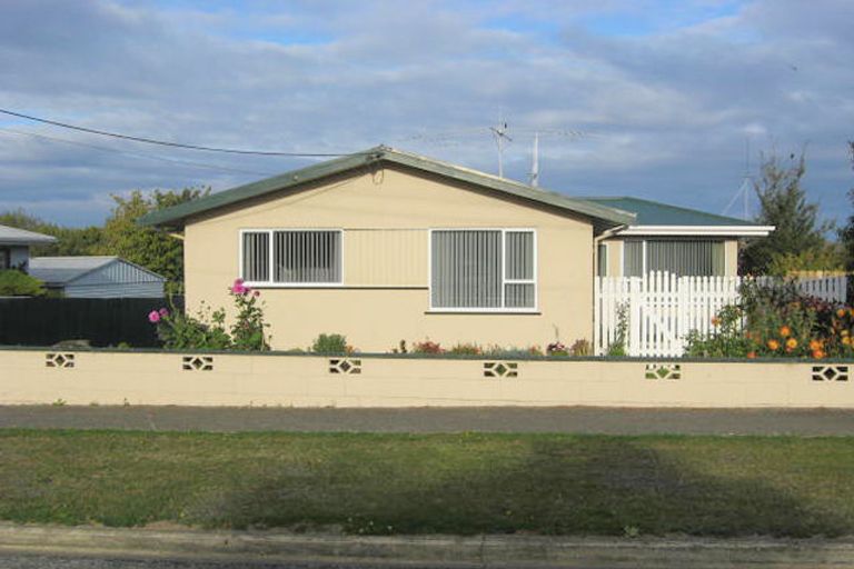 Photo of property in 65 Stuart Street, Holmes Hill, Oamaru, 9401