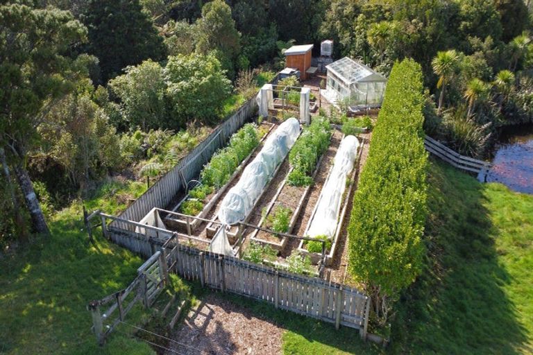 Photo of property in 828 Dover Road, Okato, New Plymouth, 4374