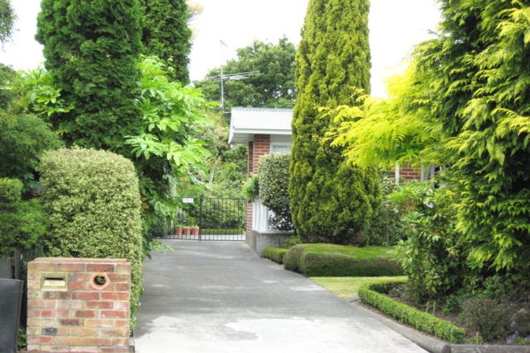Photo of property in 58 Balrudry Street, Avonhead, Christchurch, 8042