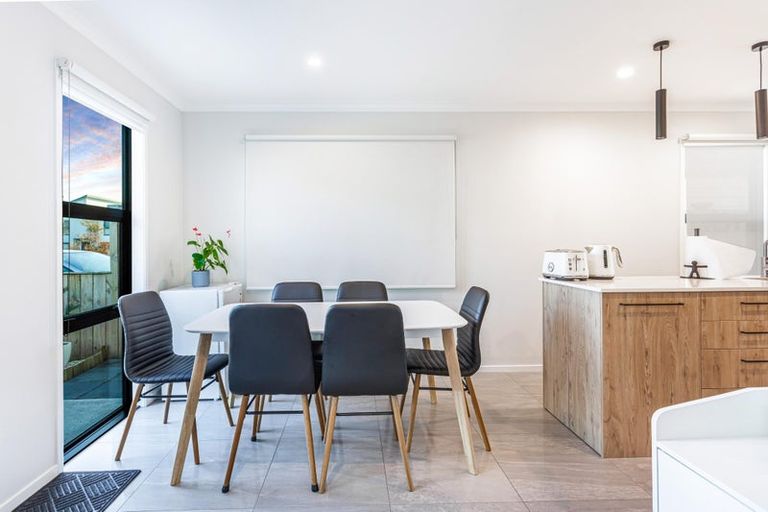 Photo of property in 16 Houhora Street, Westgate, Auckland, 0814