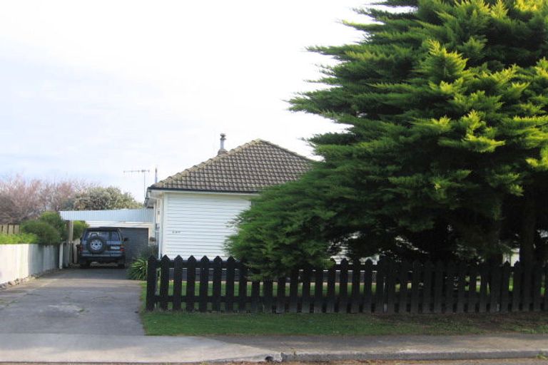 Photo of property in 1007 Hood Street, Mayfair, Hastings, 4122