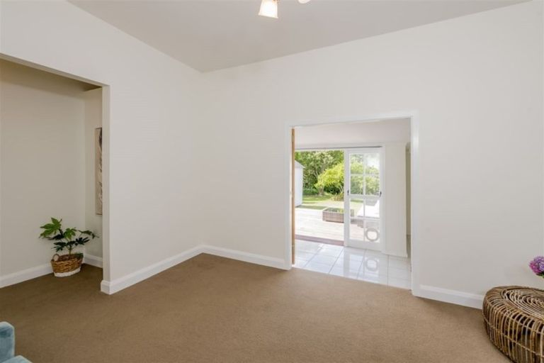 Photo of property in 56b Rahui Road, Otaki, 5512