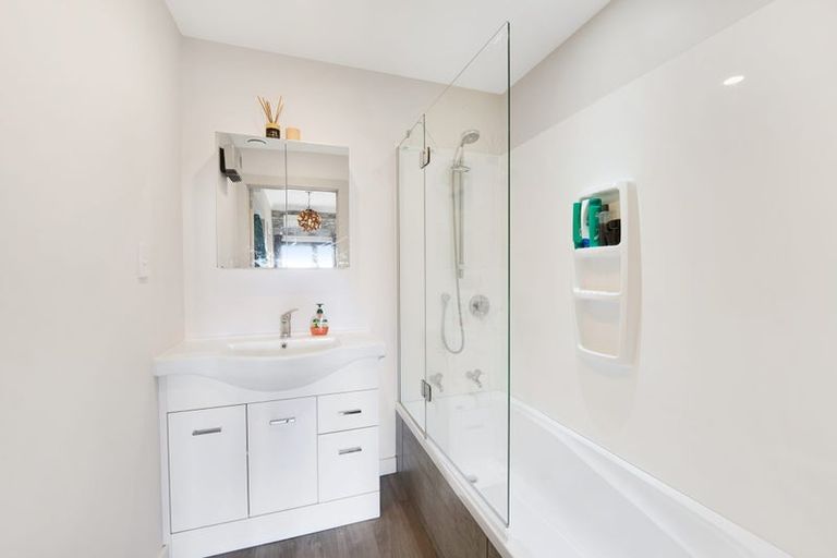 Photo of property in 12 Herbert Street, Gore, 9710