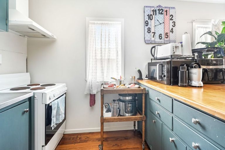 Photo of property in 27 Montgomery Avenue, Onerahi, Whangarei, 0110