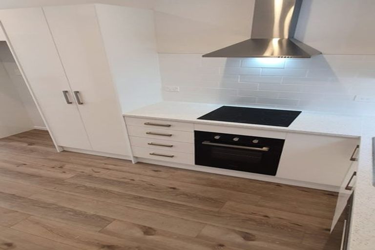 Photo of property in 61e Wellington Street, Pukekohe, 2120