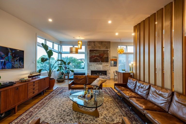 Photo of property in 189 Mangorei Road, Merrilands, New Plymouth, 4312