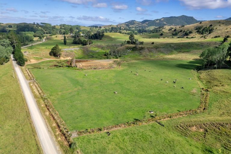 Photo of property in 1586 Omana Road, Omana, Tangiteroria, 0381
