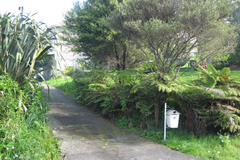 Photo of property in 11 Northfield Road, Waitakere, Auckland, 0816
