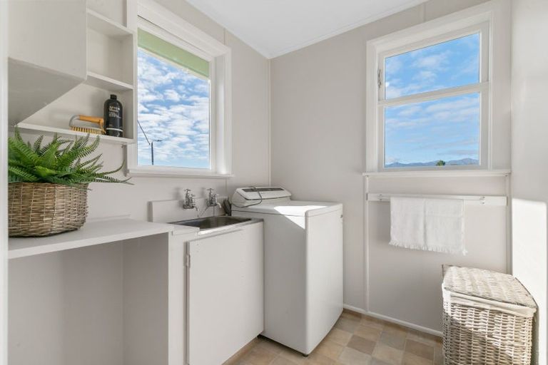 Photo of property in 12 Awatea Street, Levin, 5510