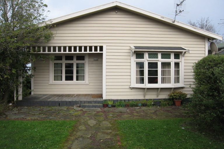 Photo of property in 20 Oxford Street, Hokowhitu, Palmerston North, 4410