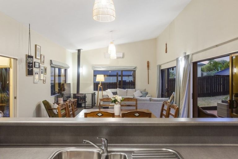 Photo of property in 47 Katerini Grove, Papamoa Beach, Papamoa, 3118