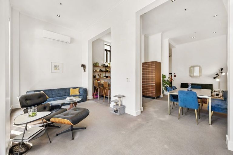 Photo of property in Augusta Apartments, 7/254 Willis Street, Te Aro, Wellington, 6011