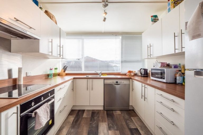 Photo of property in 140a Macandrew Road, South Dunedin, Dunedin, 9012