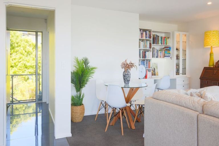 Photo of property in 31 Soleares Avenue, Mount Pleasant, Christchurch, 8081