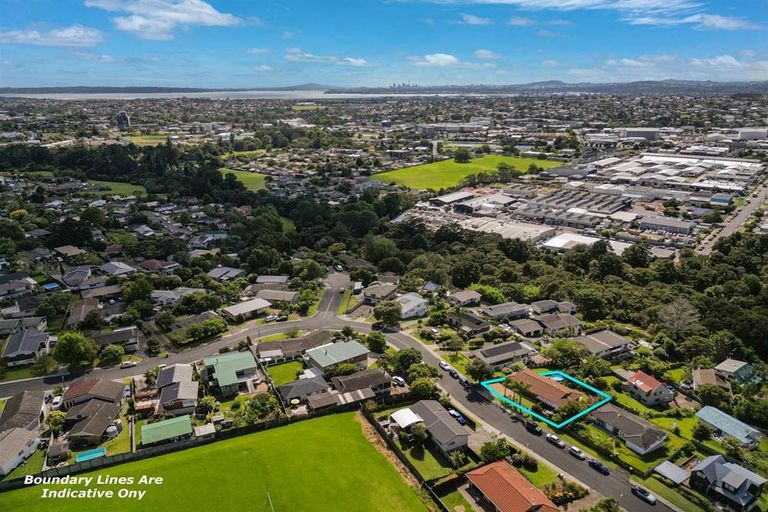 Photo of property in 59 Spence Road, Henderson, Auckland, 0612