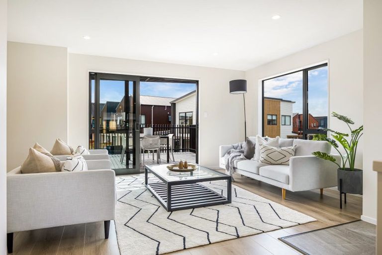 Photo of property in 52 Wallace Road, Hobsonville, Auckland, 0616