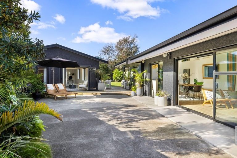 Photo of property in 53 Dickson Road, Papamoa Beach, Papamoa, 3118