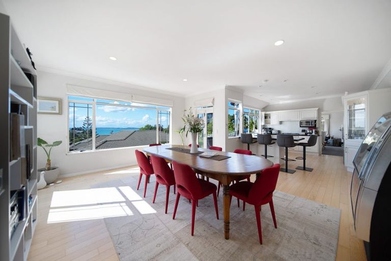 Photo of property in 19 Evelyn Road, Cockle Bay, Auckland, 2014