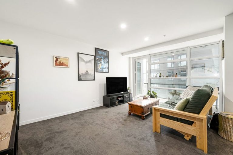 Photo of property in Pinnacle Apartments, W803/160 Victoria Street, Te Aro, Wellington, 6011
