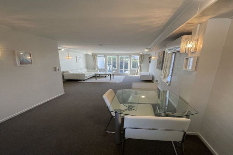 Photo of property in 4/62 Jutland Road, Hauraki, Auckland, 0622