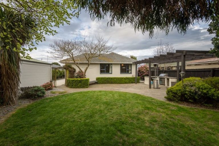 Photo of property in 29 Lamorna Road, Parklands, Christchurch, 8083