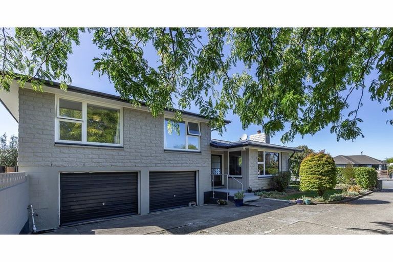 Photo of property in 12 Geddis Street, Rangiora, 7400