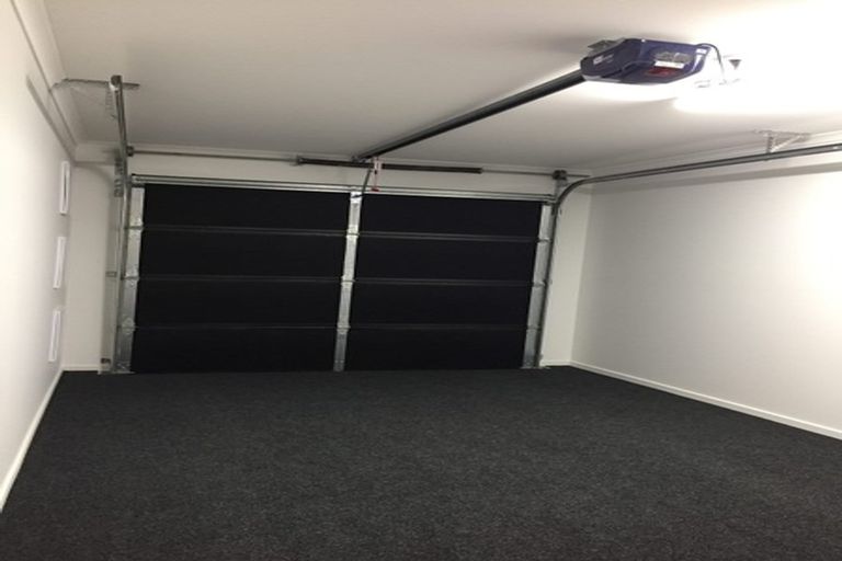 Photo of property in 5a Breakwater Way, Whitby, Porirua, 5024