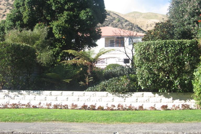 Photo of property in 23 Ames Street, Paekakariki, 5034