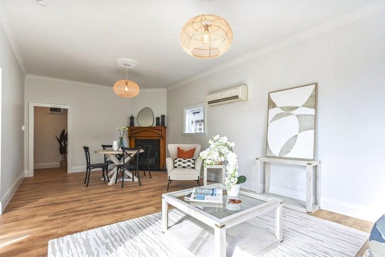 Photo of property in 10 Ayers Street, Rangiora, 7400