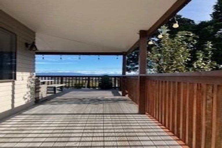 Photo of property in 422 Otumoetai Road, Otumoetai, Tauranga, 3110