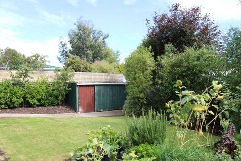 Photo of property in 20 Cruickshank Crescent, Rosedale, Invercargill, 9810